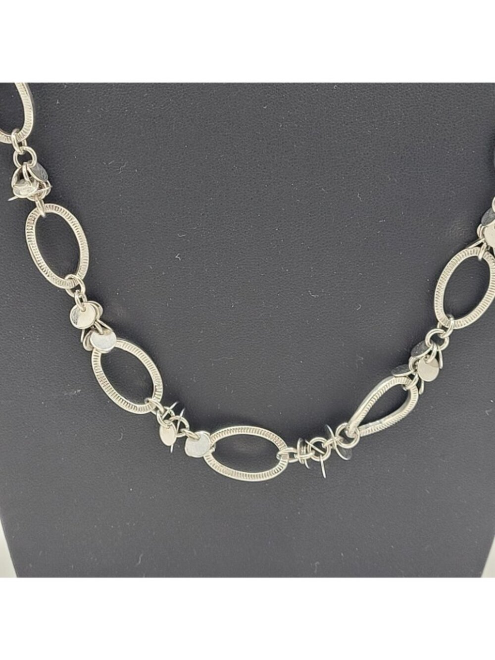 Lia Sophia Silver Toned Textured Link Necklace Sparkling Discs 32" Plus - Picture 2 of 8